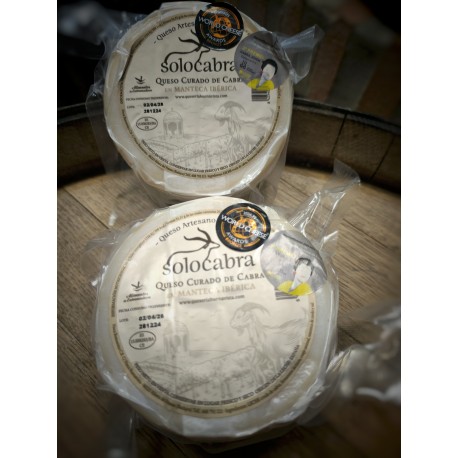 Queso 100% artesanos de cabra curado en manteca "solocabra"