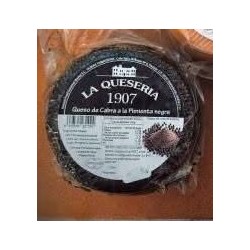 QUESO DE CABRA A LA PIMIENTA NEGRA
